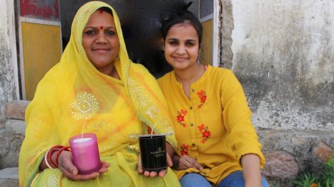 How This Jaipur-Based Young Entrepreneur is Helping Consumers to Go Earth-Friendly with Her Enterprise Nushaura, While Empowering Rural Artisans Along the Way