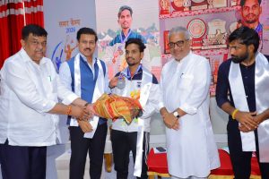 Rajasthan Sports Minister Col. Rajyavardhan Singh Rathore inspecting modern athletic facilities and instructing coaches during a surprise stadium review in Jaipur.