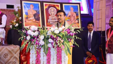 Rajyavardhan Rathore inaugurating the exhibition showcasing 12 years of the Modi government's achievements in Jaipur.